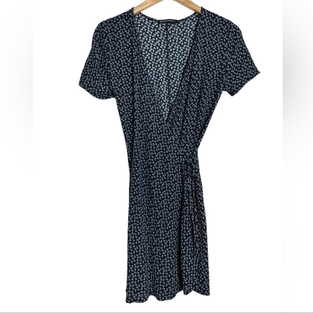 Brandy Melville Blue Floral Wrap Tie Dress, size XS/S - Picture 3 of 7
